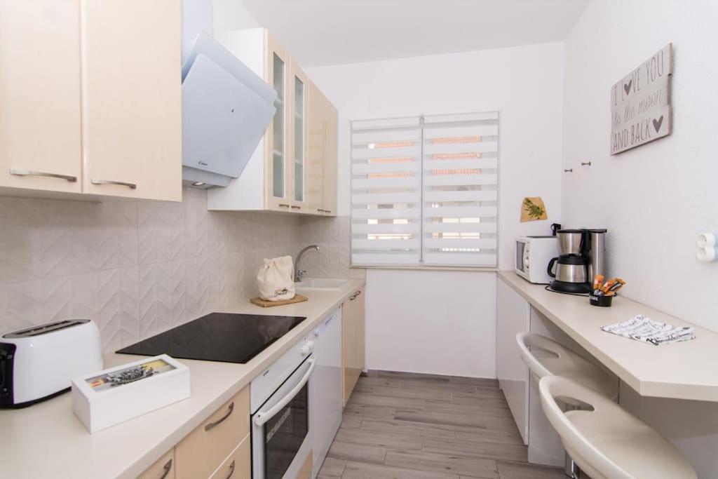 Apartment Dajana Feeling Of Home Трогир Экстерьер фото