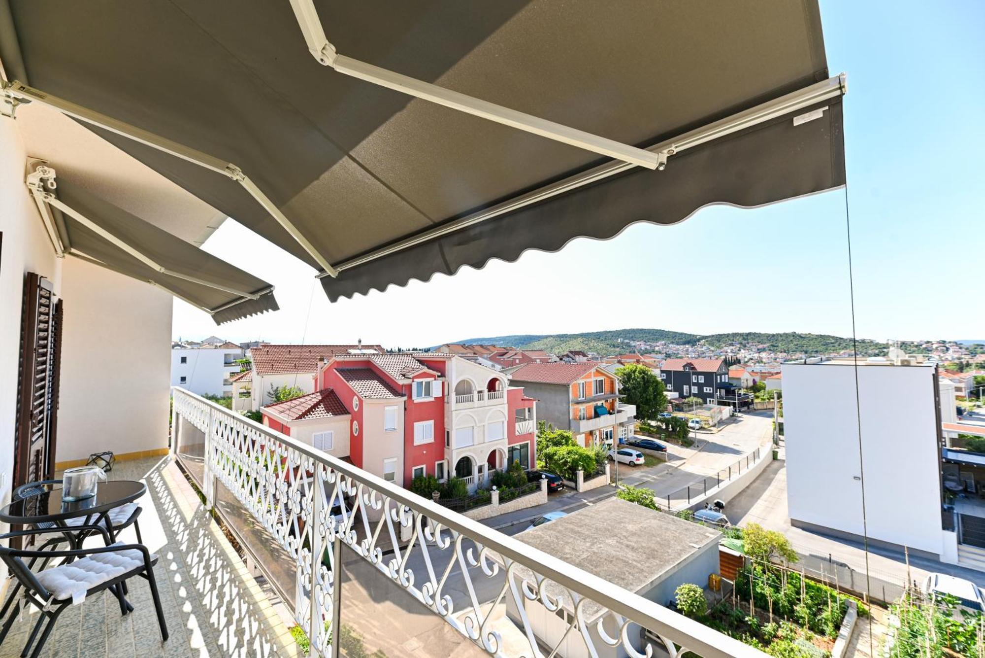 Apartment Dajana Feeling Of Home Трогир Экстерьер фото